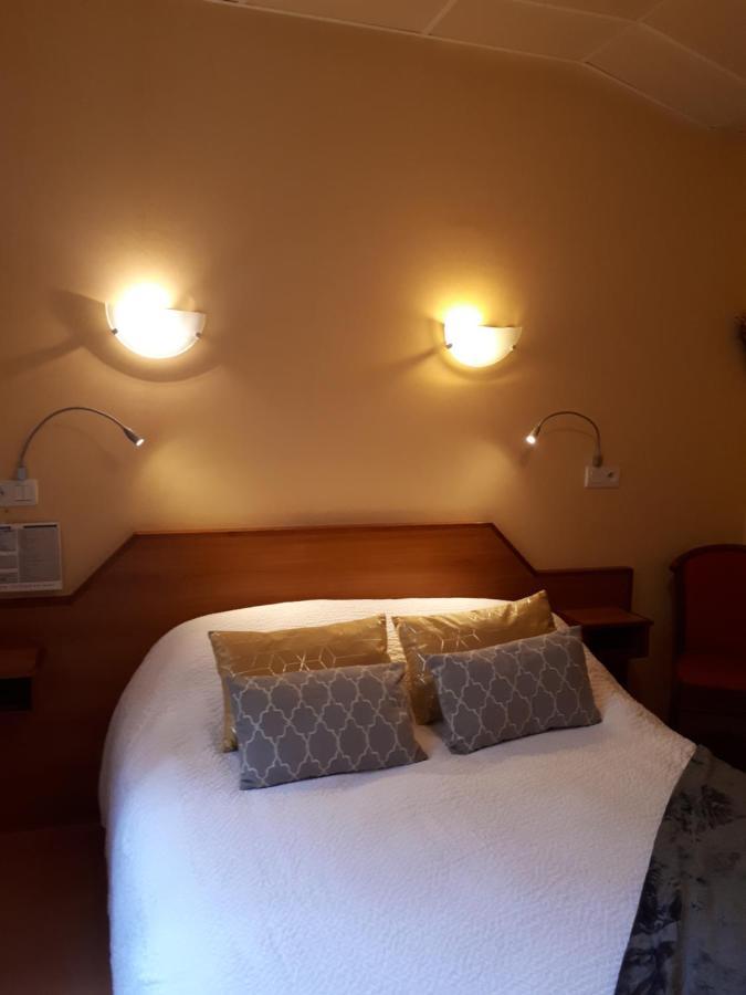 Logis Hotel Le Ceans Orpierre Exterior photo
