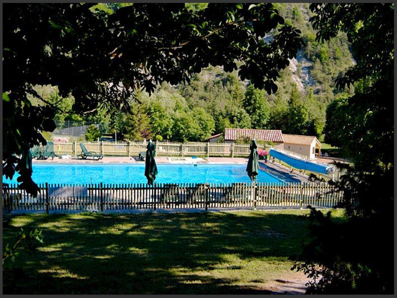 Logis Hotel Le Ceans Orpierre Exterior photo